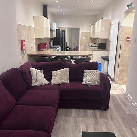 Seaford Guest House Xxx Stoke-on-Trent Bagian luar foto